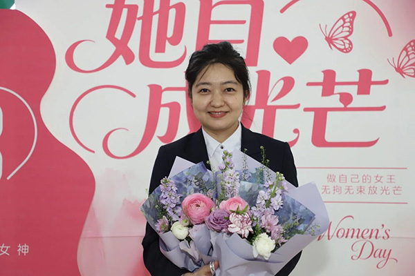 d8247b7c102a199de3cb957cd022ae5c.jpg